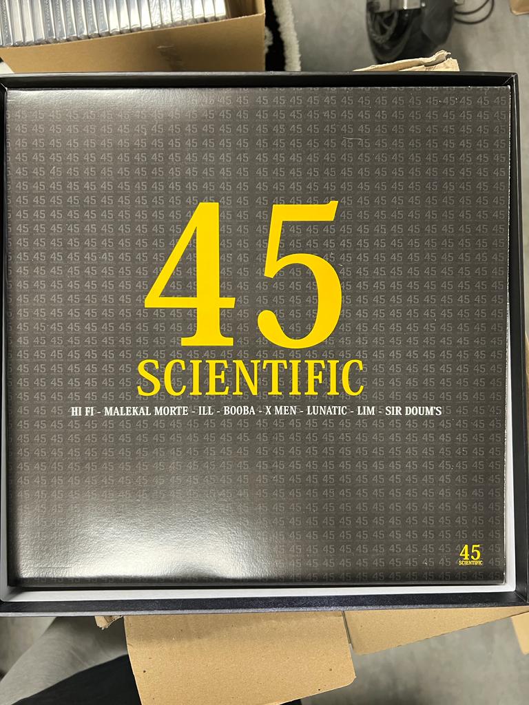 Coffret Album 45 Scientific